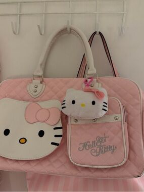 Hello Kitty Pink and White travel/duffel bag with Charm